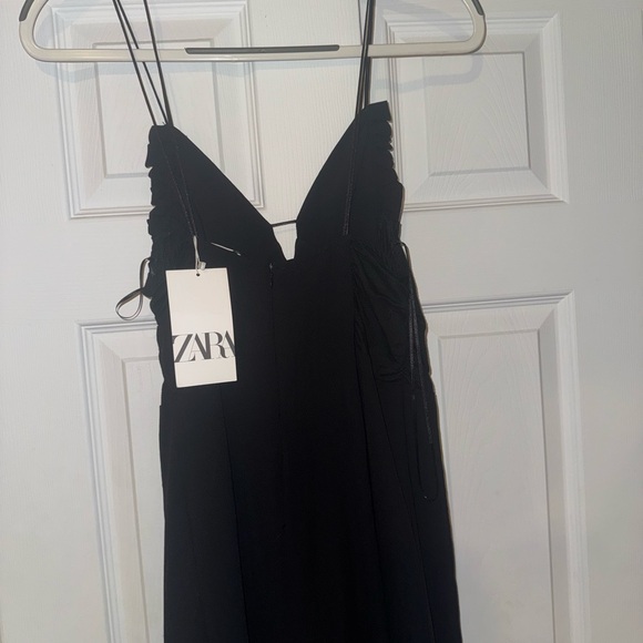 Zara NEVER WORN Black Maxi Dress - Picture 4 of 4